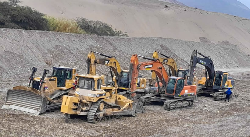 Galeria de fotos alquiler maquinaria pesada 2